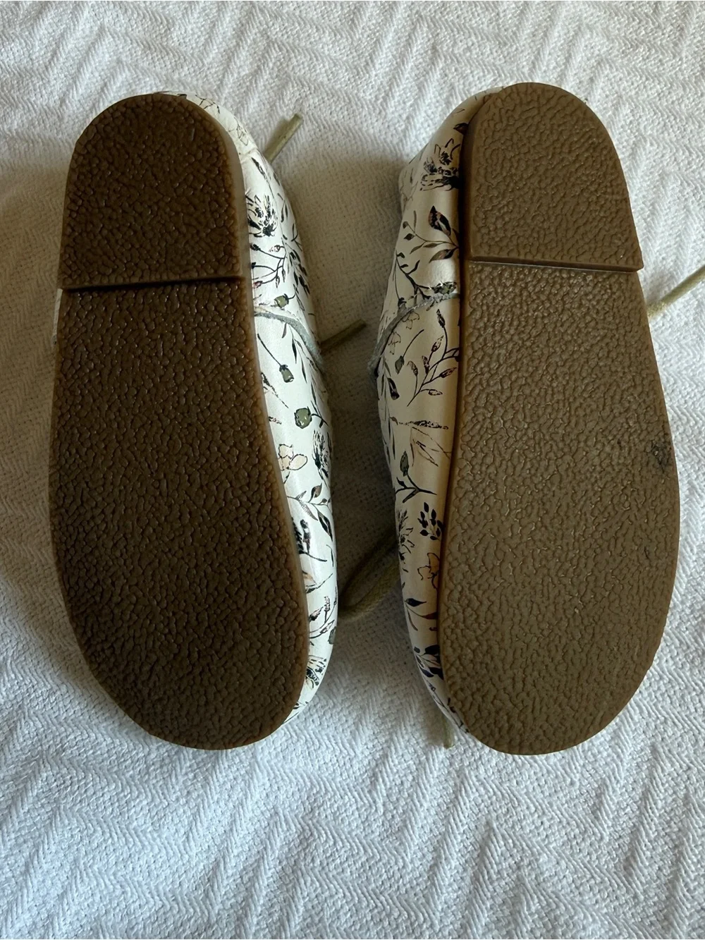 Riley & Co Everly Flats